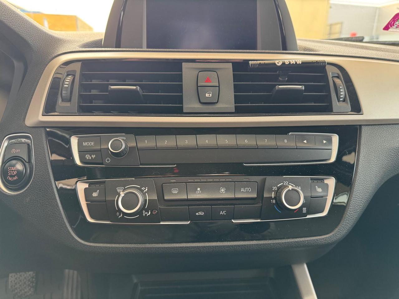 Bmw 118 Advantage 118 i #8583