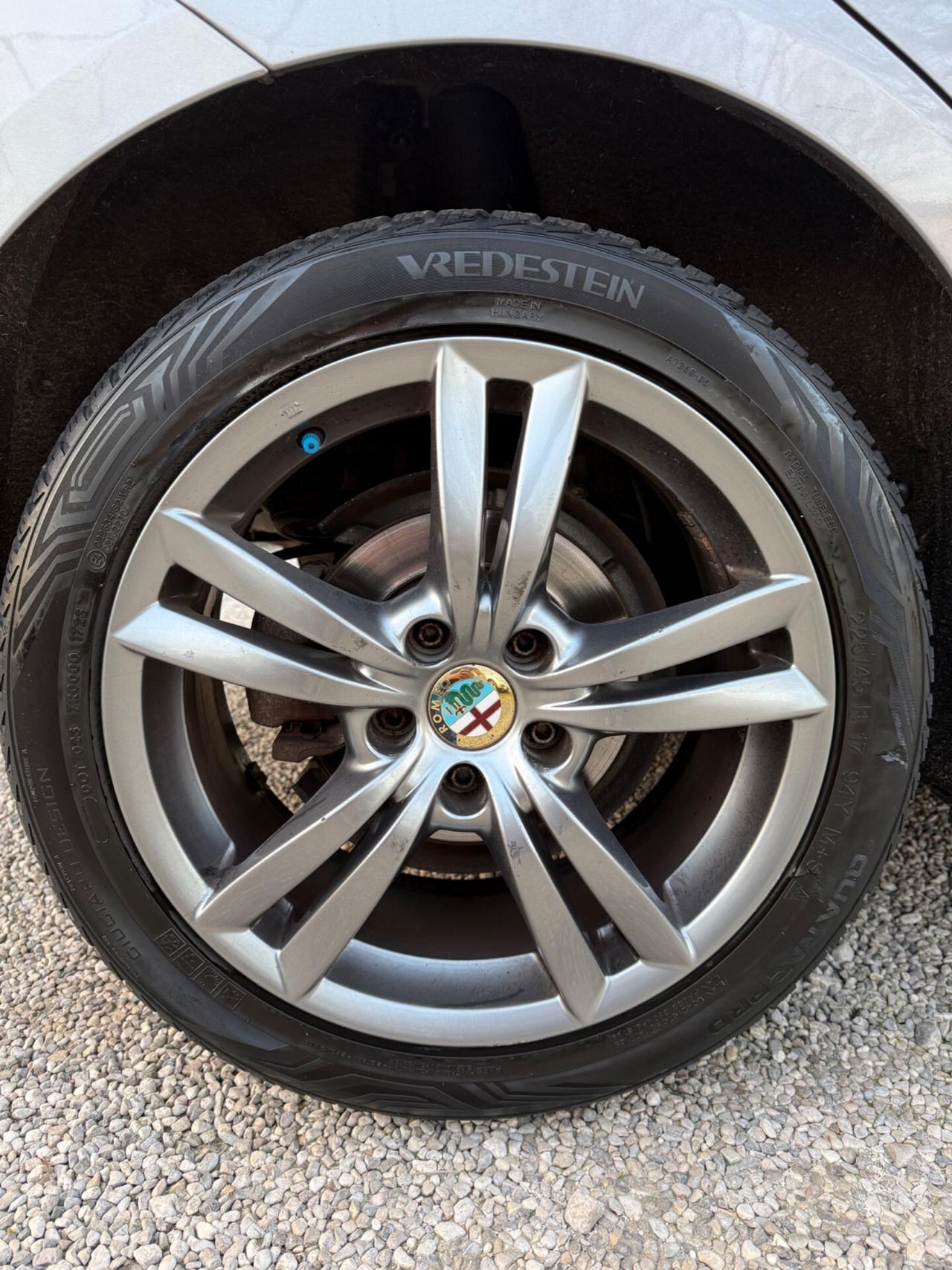 Alfa Romeo Giulietta 1.6 JTDm-2 105 CV Exclusive