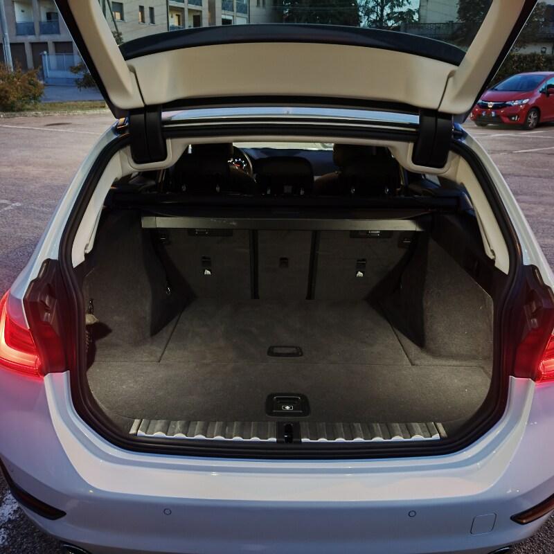 BMW Serie 3(G20/1-80/1) 320d 48V Touring