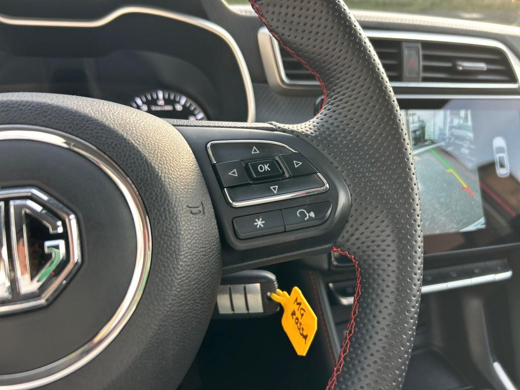 Mg ZS 1.5 Luxury