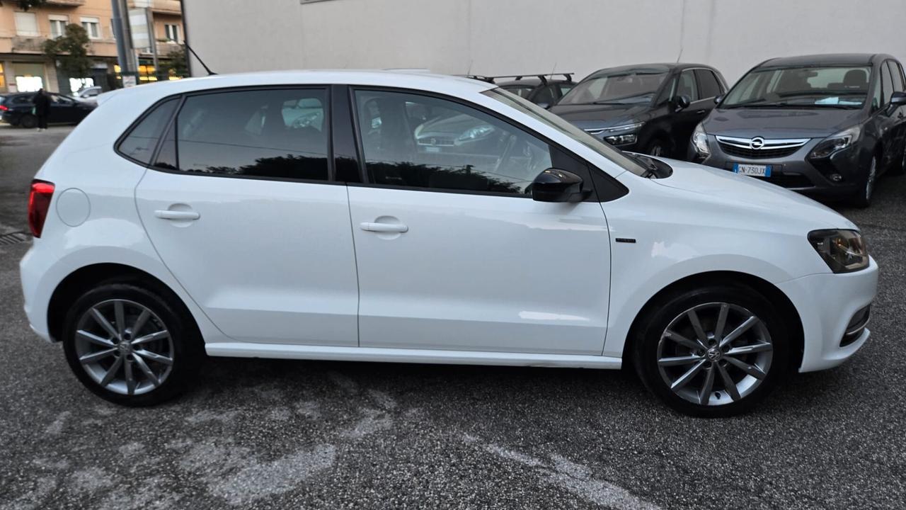 Volkswagen Polo 1.0 MPI 75 CV 5p. FRESH