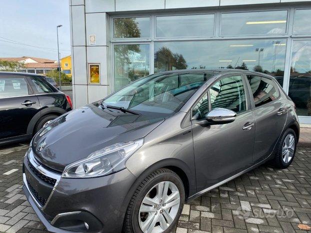PEUGEOT 208 PureTech 82 Stop&Start 5 porte Signa