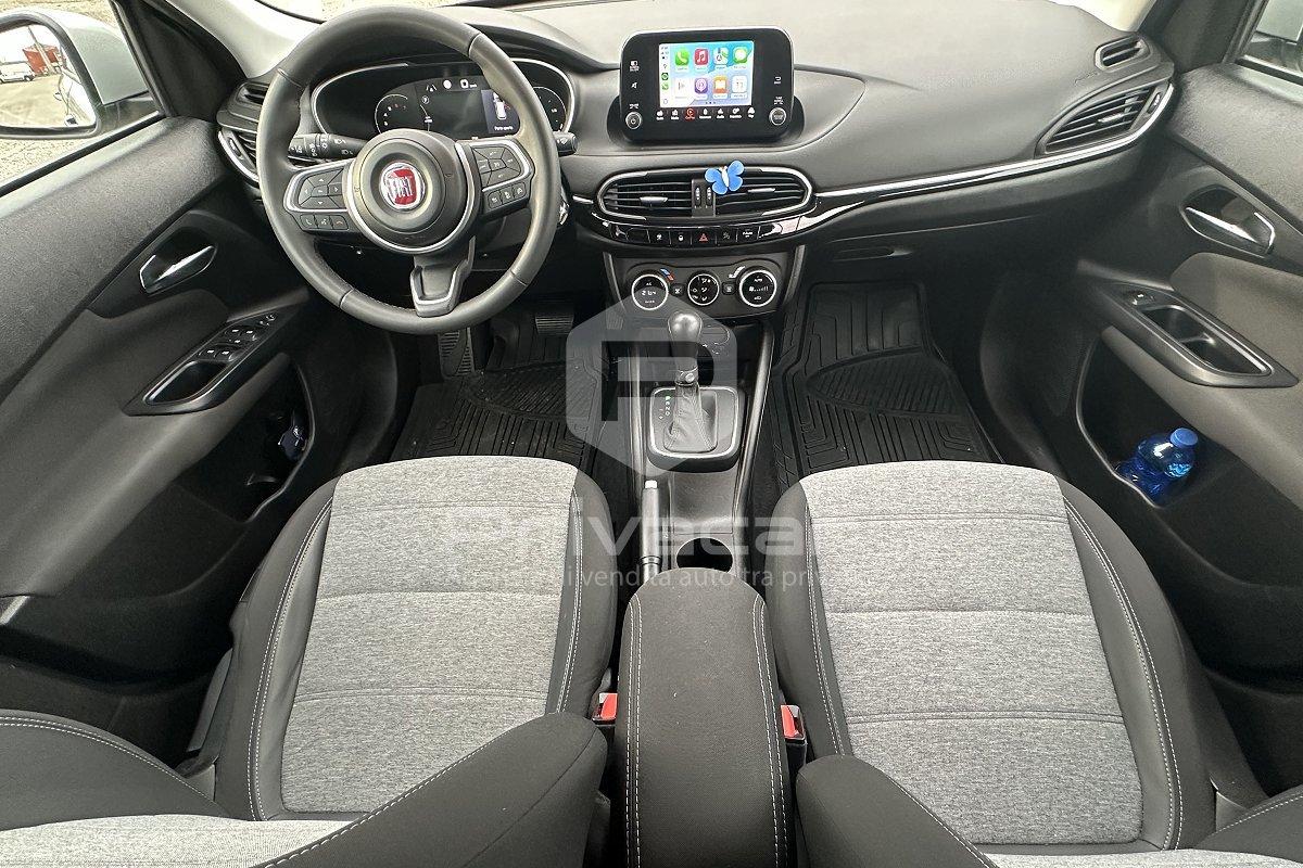 FIAT Tipo 1.5 Hybrid DCT SW Cross