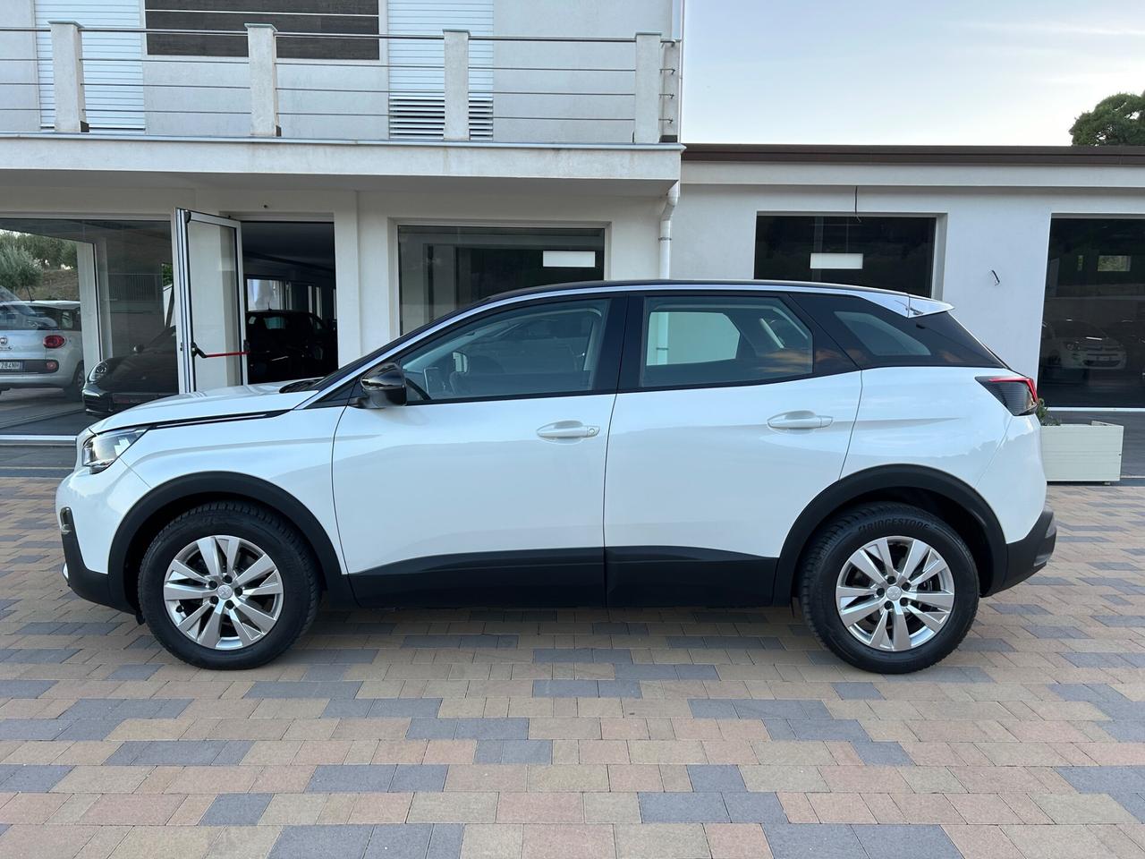 Peugeot 3008 BlueHDi 130 S&S EAT8 Active