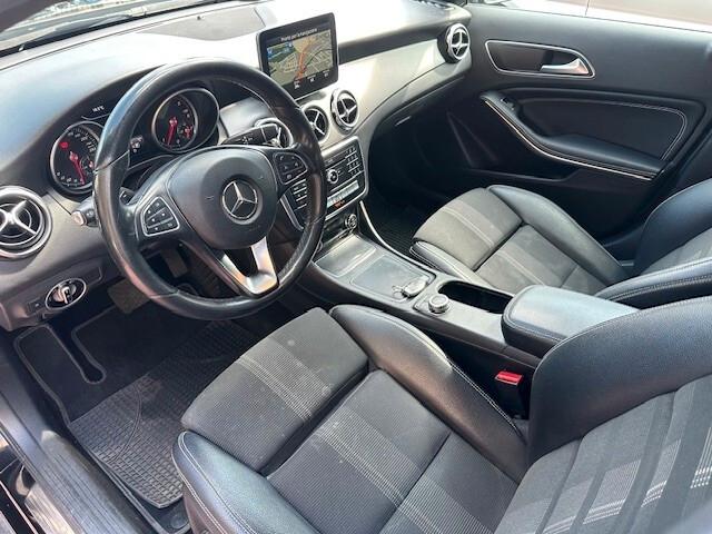 Mercedes-benz GLA 200 d Automatic Premium