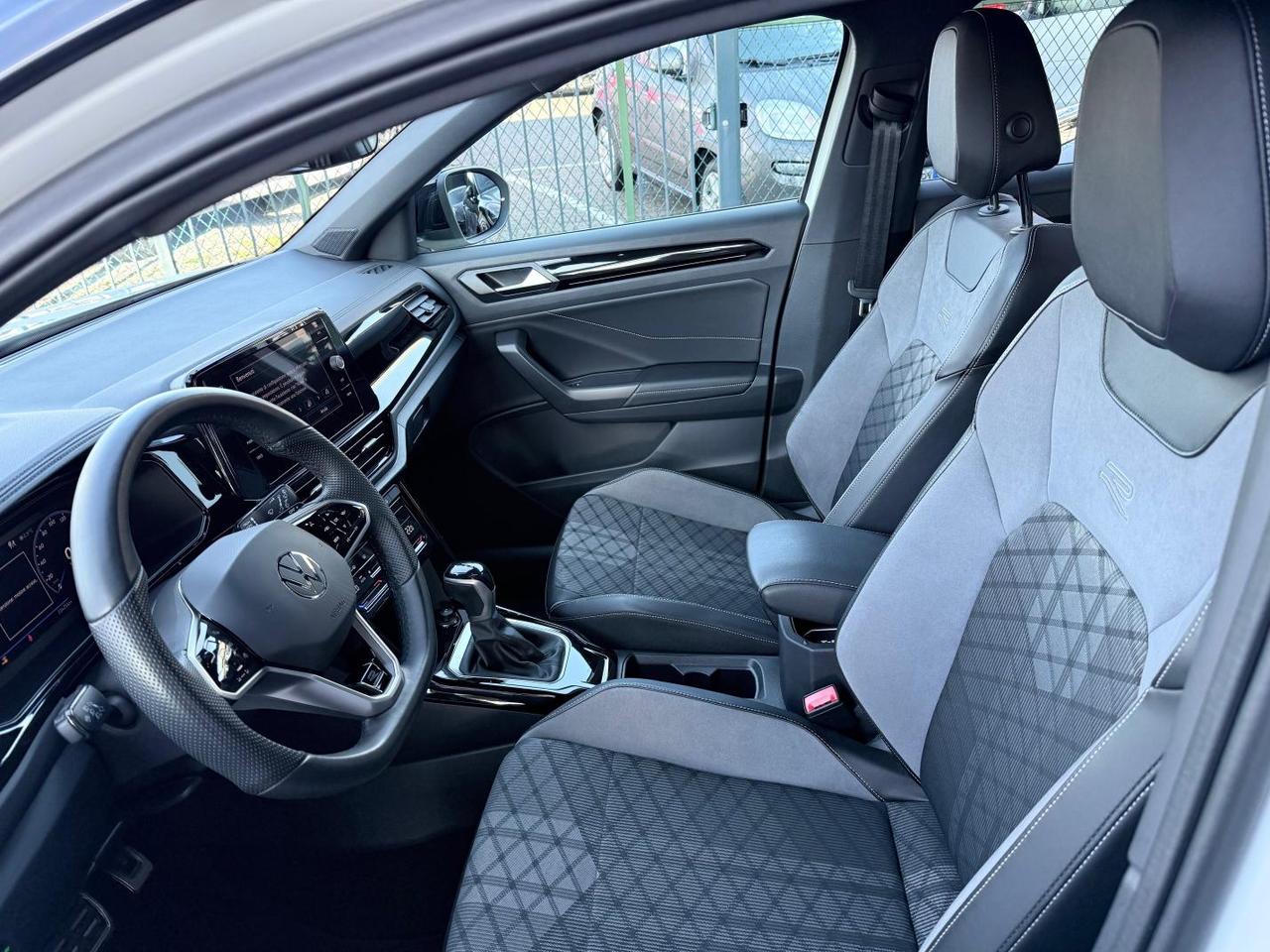 Volkswagen T-Roc 1.5 tsi R-Line dsg