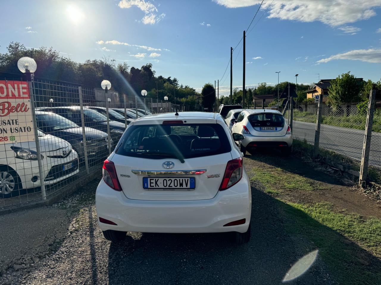 Toyota Yaris 1.0 5 porte Lounge NEOPATENTATI