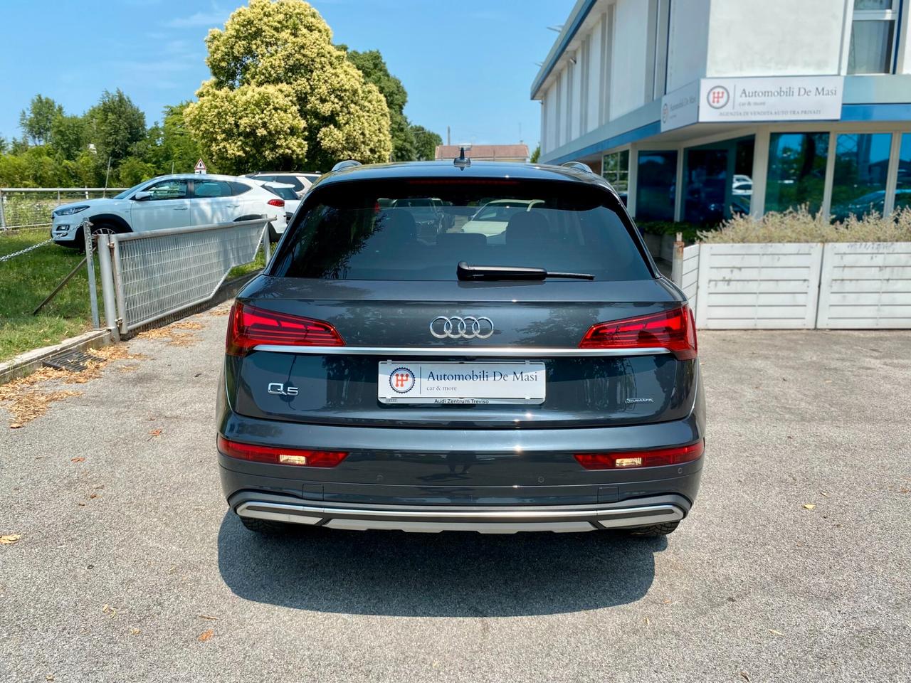 Audi Q5 40 2.0 tdi mhev 12V quattro s-tronic 204cv FARI MATRIX