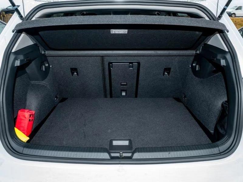 Volkswagen Golf 1.5 eTSI ACT 110kW GOAL DSG CAMERA LED NAVI