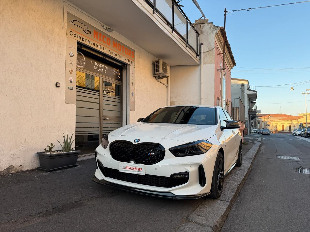 Bmw 116 116d 5p. Msport