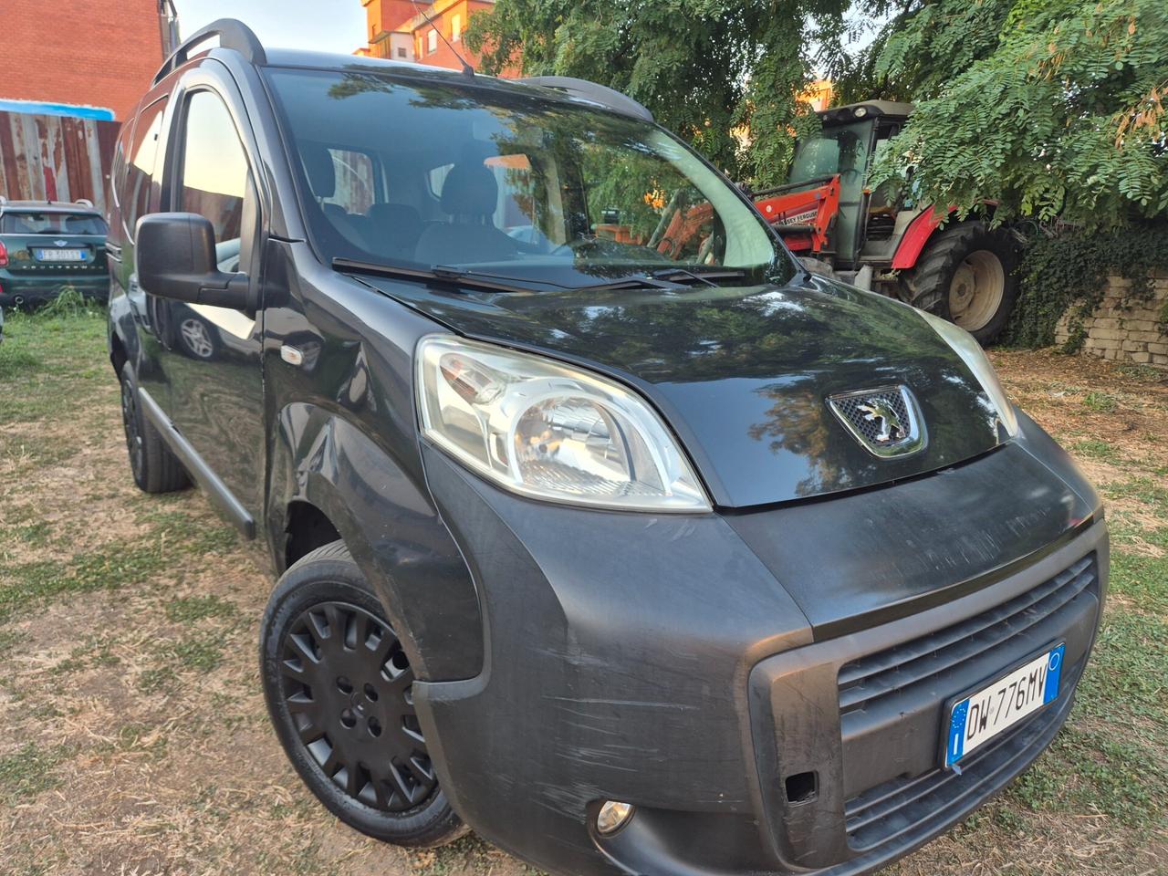 PEUGEOT BIPPER 1.4 DIESEL ACCESSORIATA DI TUTTO 2010