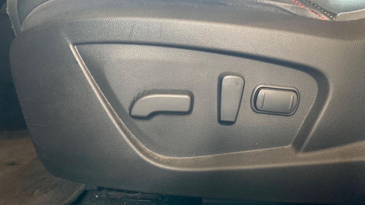 Renault Arkana Hybrid E-Tech 145 CV R.S. Line