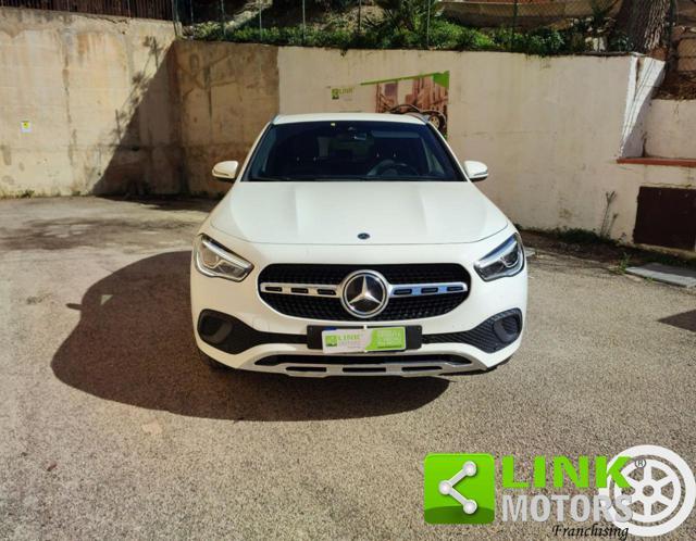 MERCEDES-BENZ GLA 200 d Automatic Sport
