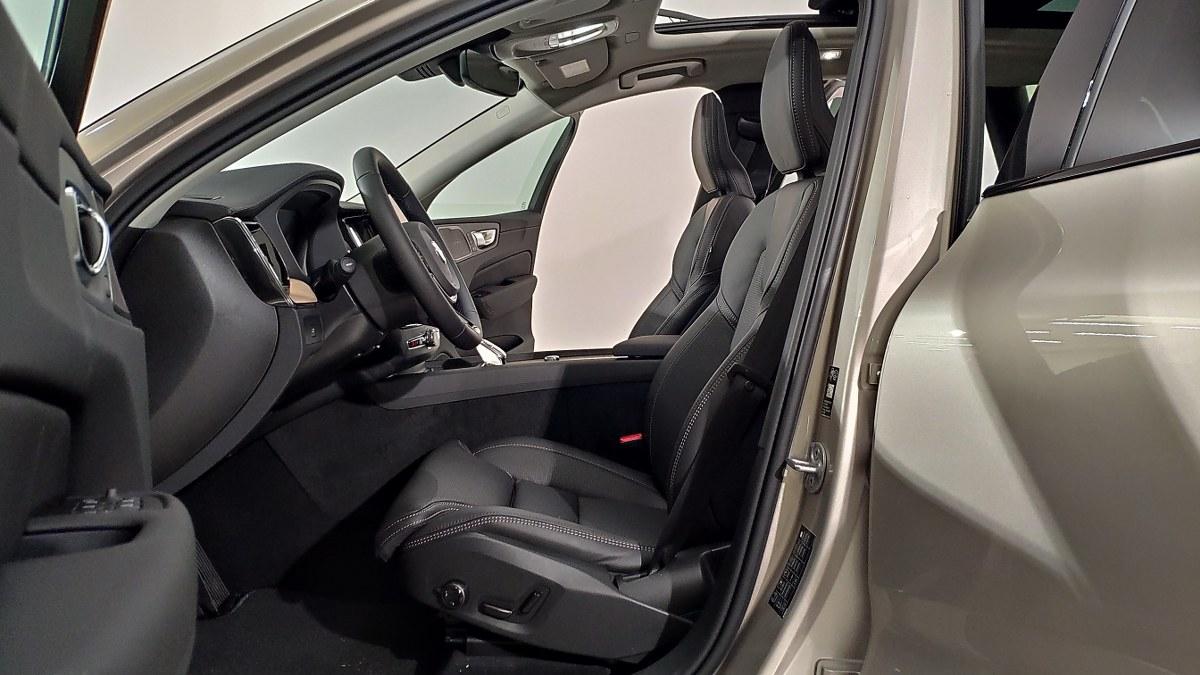 VOLVO Xc60 B5 Mild Hybrid Awd Automatico Ultra Dark