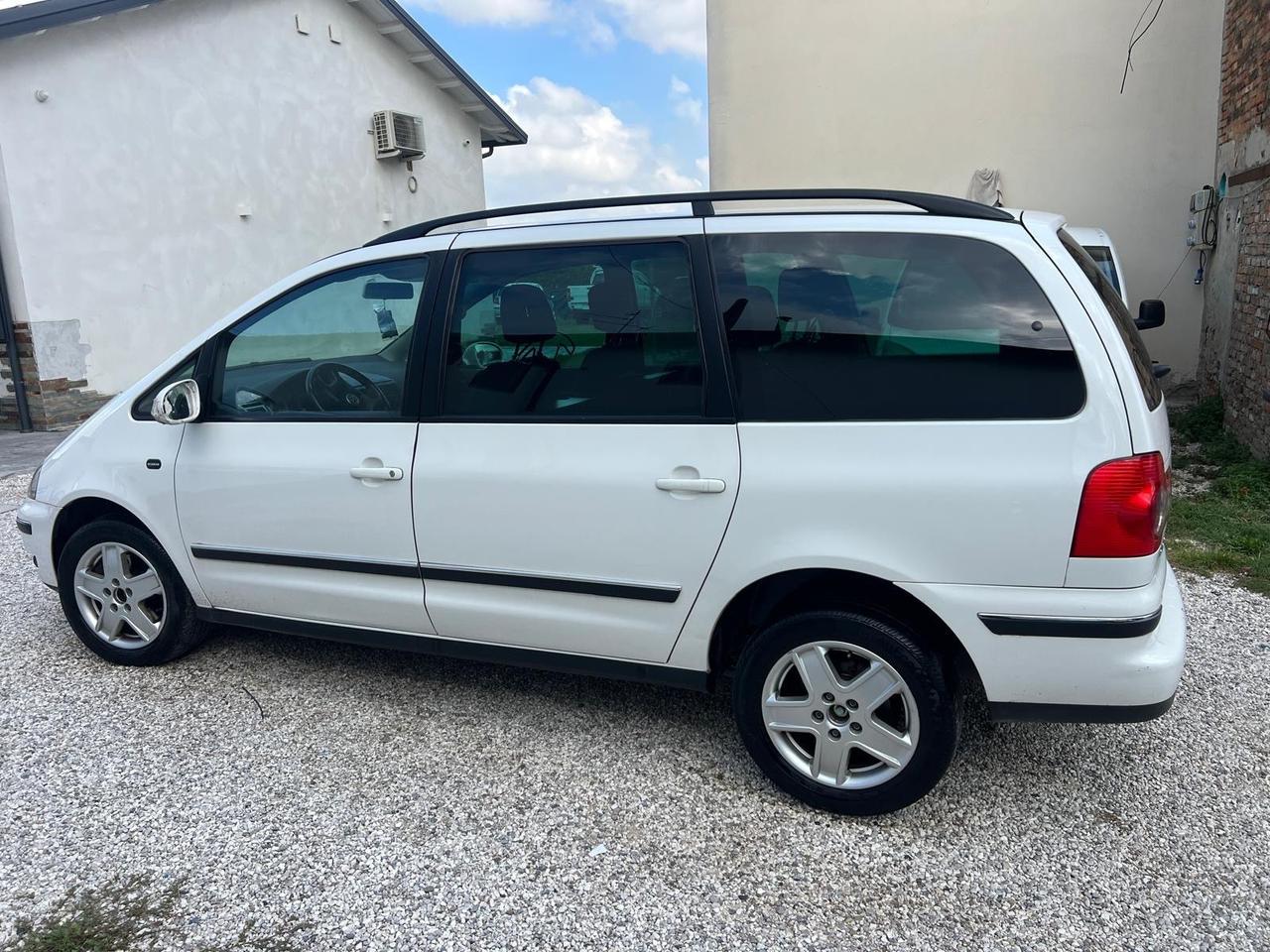 Volkswagen Sharan 1.9 TDI/115 CV cat Tipt. Trendline Nav.