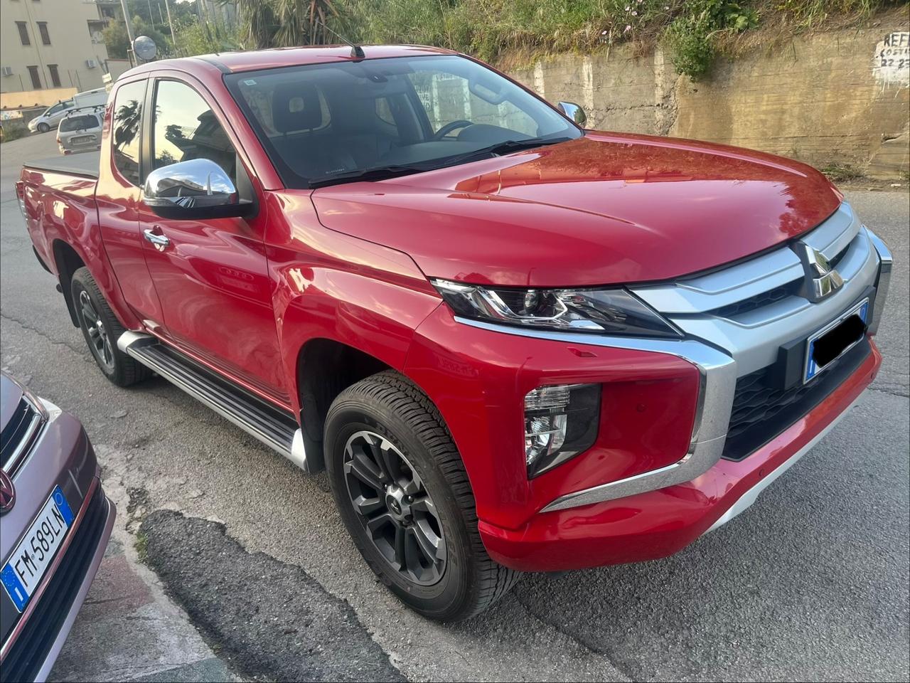 Mitsubishi L200 2.3 D Club Cab 4x4 Easy Select Inform