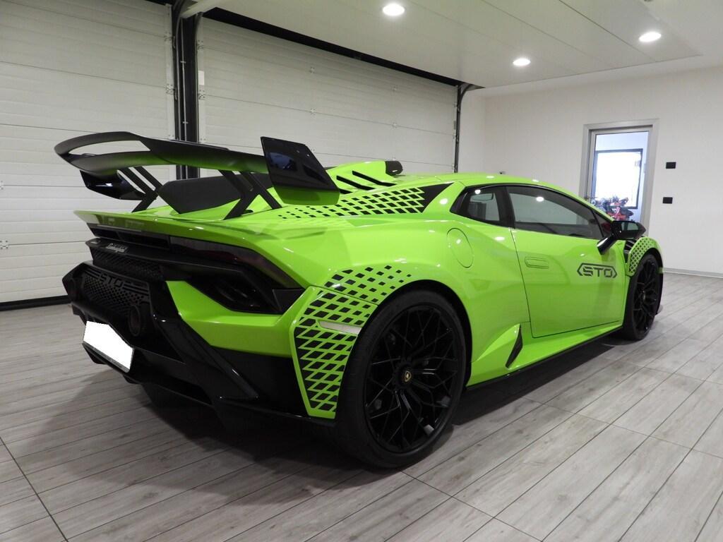 Lamborghini Huracan Coupe 5.2 STO RWD