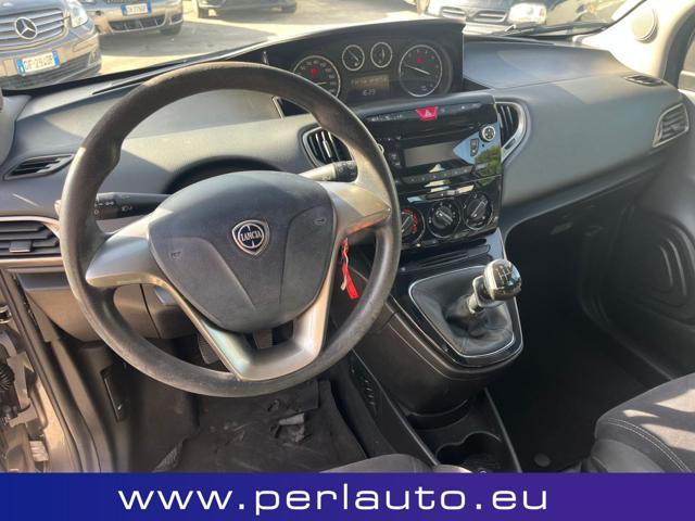 LANCIA Ypsilon 1.2 69 CV 5 porte Gold