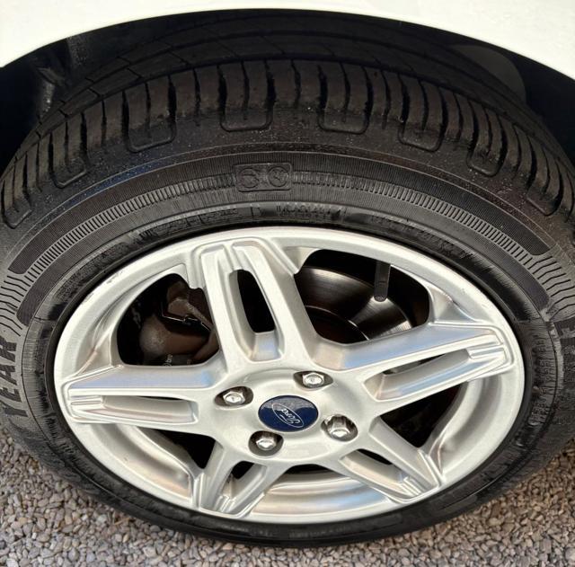 FORD Fiesta 1.6 TDCi 95CV 5 porte Titanium