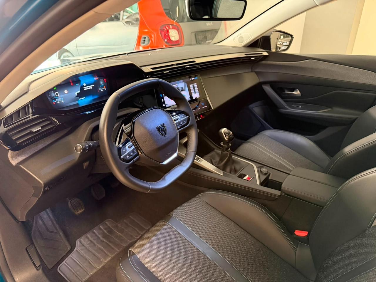 Peugeot 308 PureTech Turbo 130 S&S Allure rate da 170 € al mese