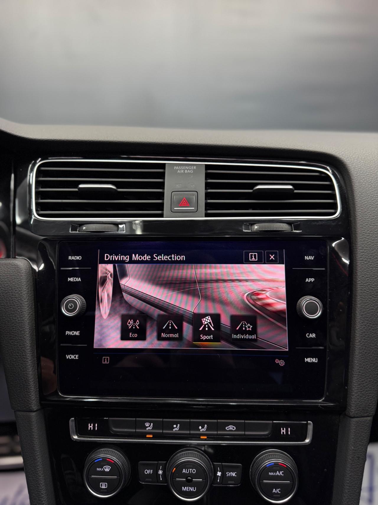 Volkswagen Golf GTD 184 cv IPER FULL 2018