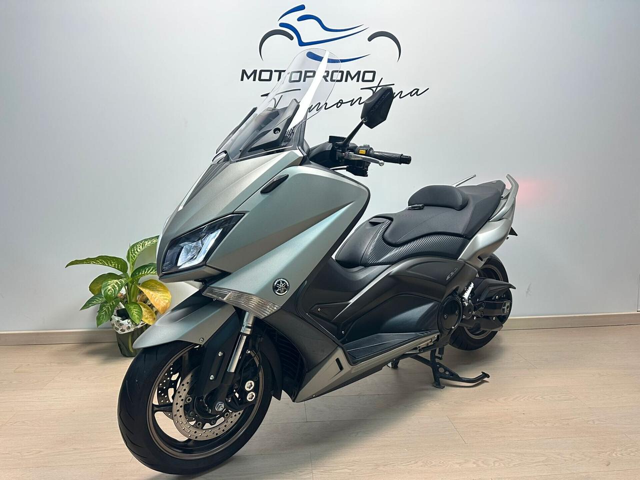 YAMAHA T-MAX T MAX 530 2016 DA 99€ AL MESE