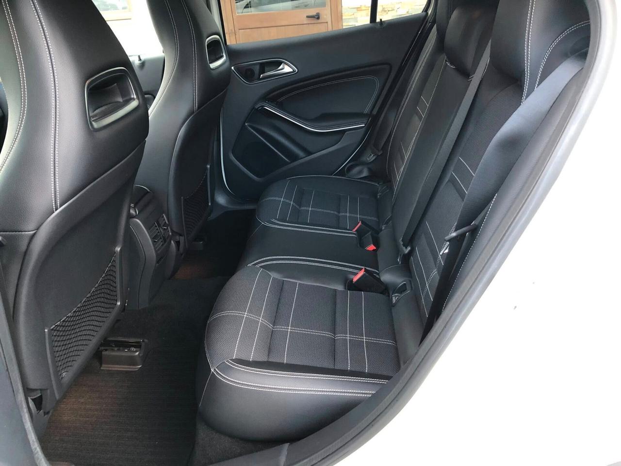 Mercedes-benz GLA 200 CDI A 4Matic Premium 2014