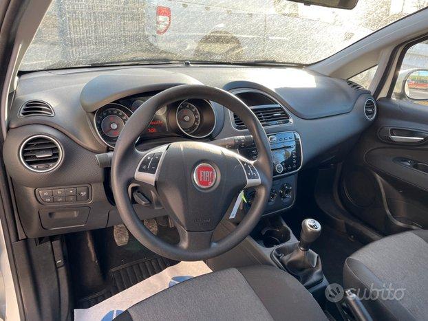 Fiat Punto 1.3 MJT 75CV 3 porte 5 posti OK NEOPATE
