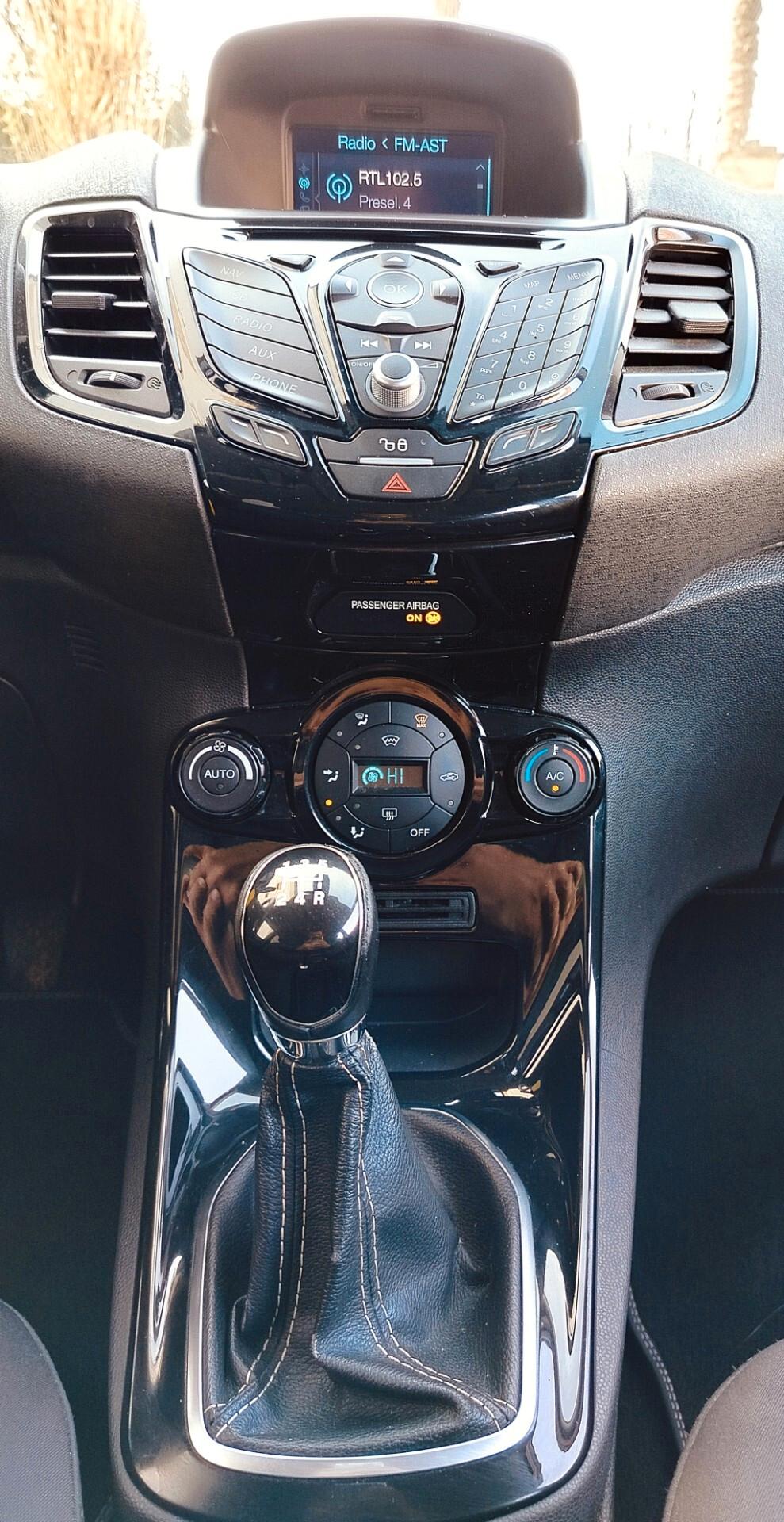 Ford Fiesta 1.0 EcoBoost 100CV 5 porte Titanium