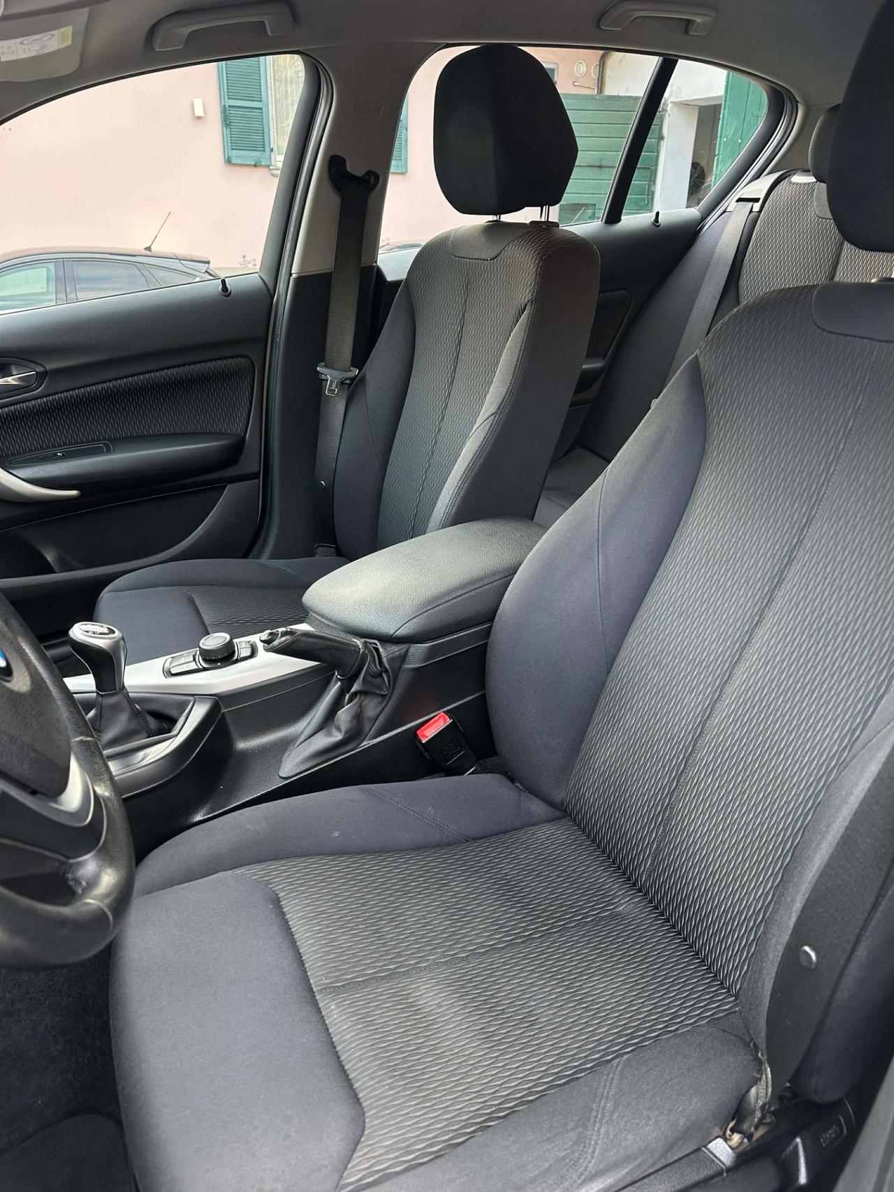 Bmw 116d 5P URBAN KMCERT AUTOMAT KMCERT GARANZKA