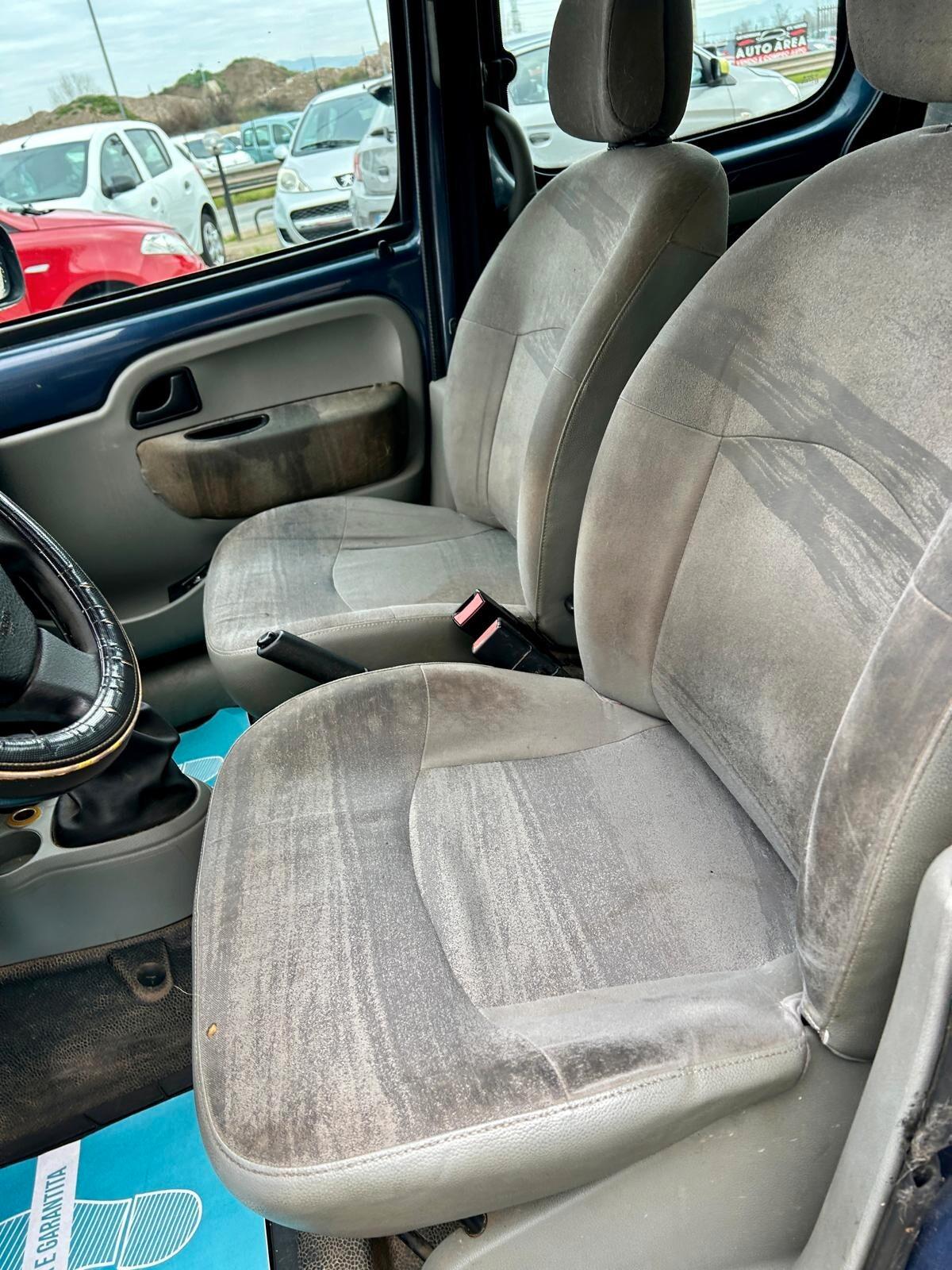 Renault Kangoo 1.5 dCi/82CV 5p. Privilège