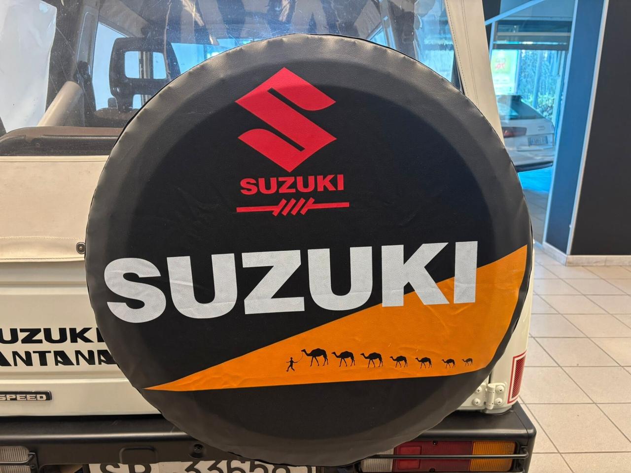 Suzuki SJ 410 SJ410 Cabriolet De Luxe