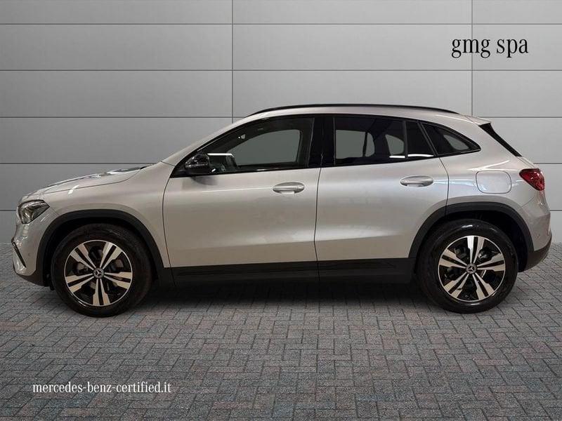 Mercedes-Benz GLA 200 d Progressive Extra auto