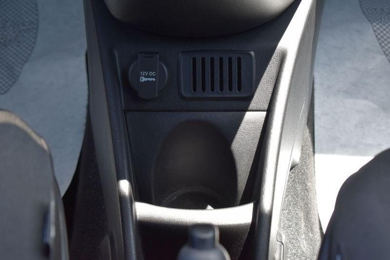 Lancia Ypsilon 1.0 FireFly 70cv Hybrid ALBERTA FERRETTI