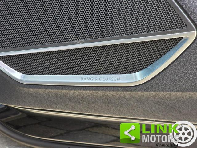 AUDI RS Q3 quattro S tronic Sportback