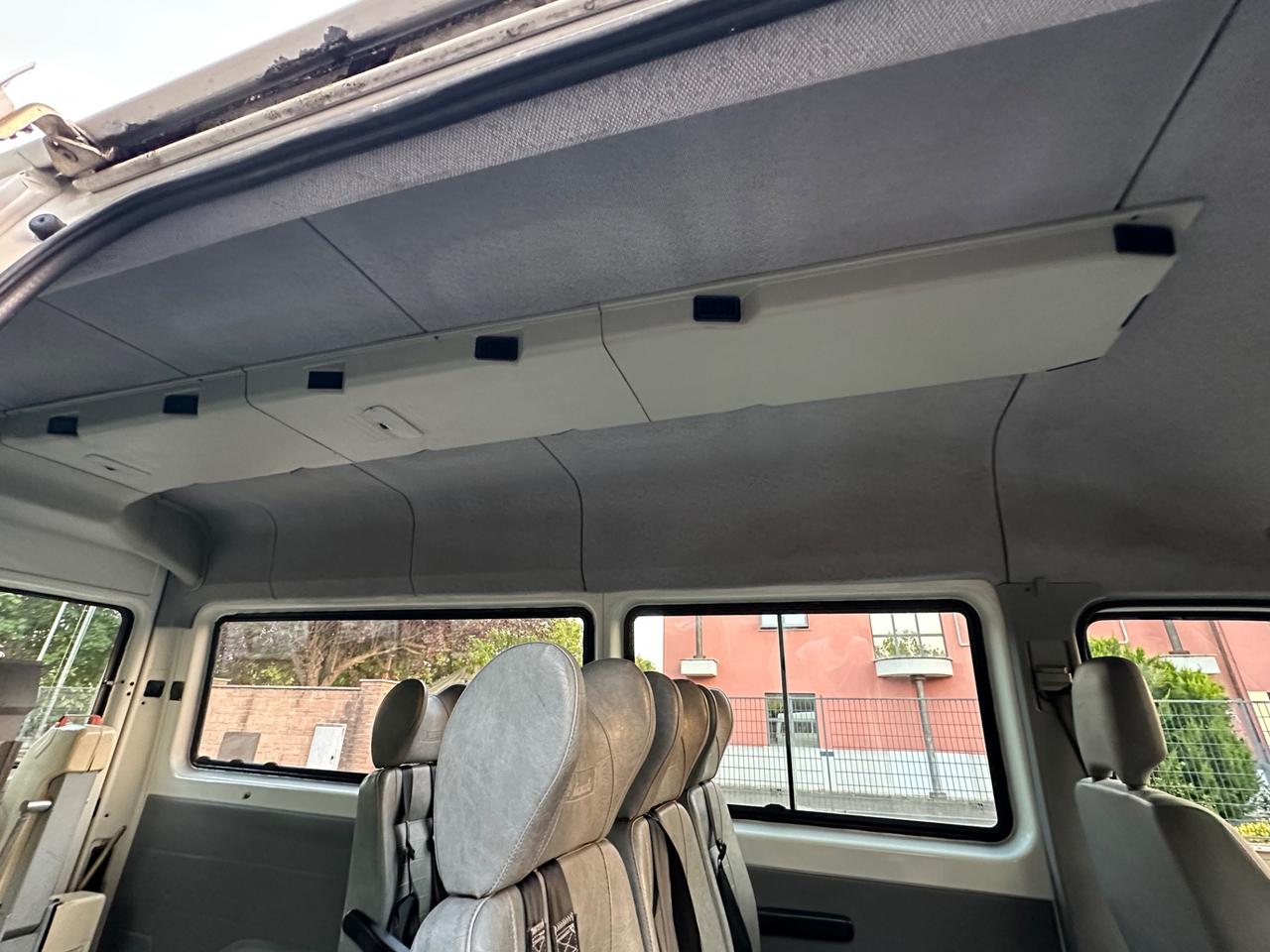 Volkswagen LT 35 2.5 TDI per trasporto disabili