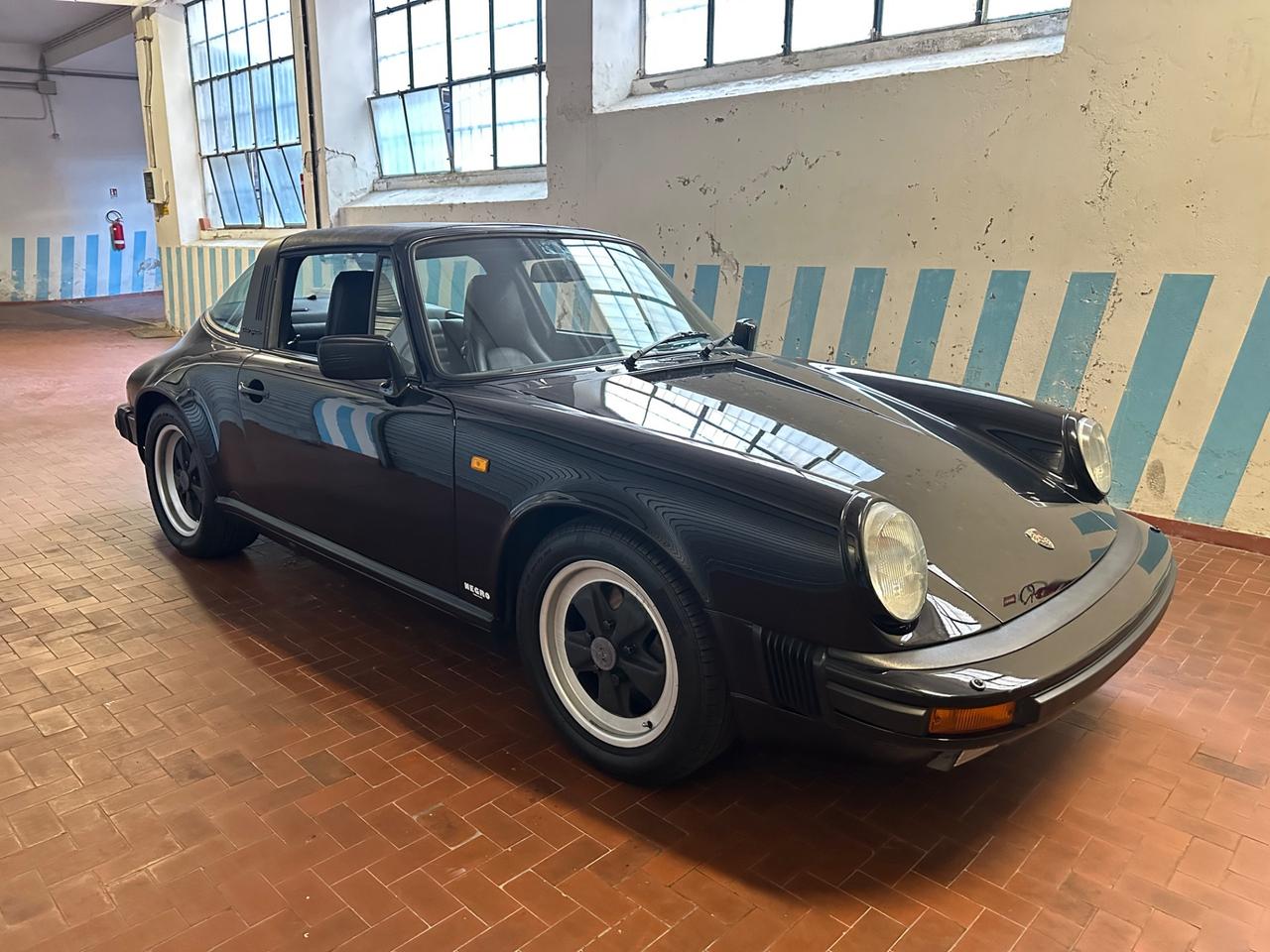 Porsche 911 Targa 3.2 Carrera cambio G50 - PORSCHE CLASSIC