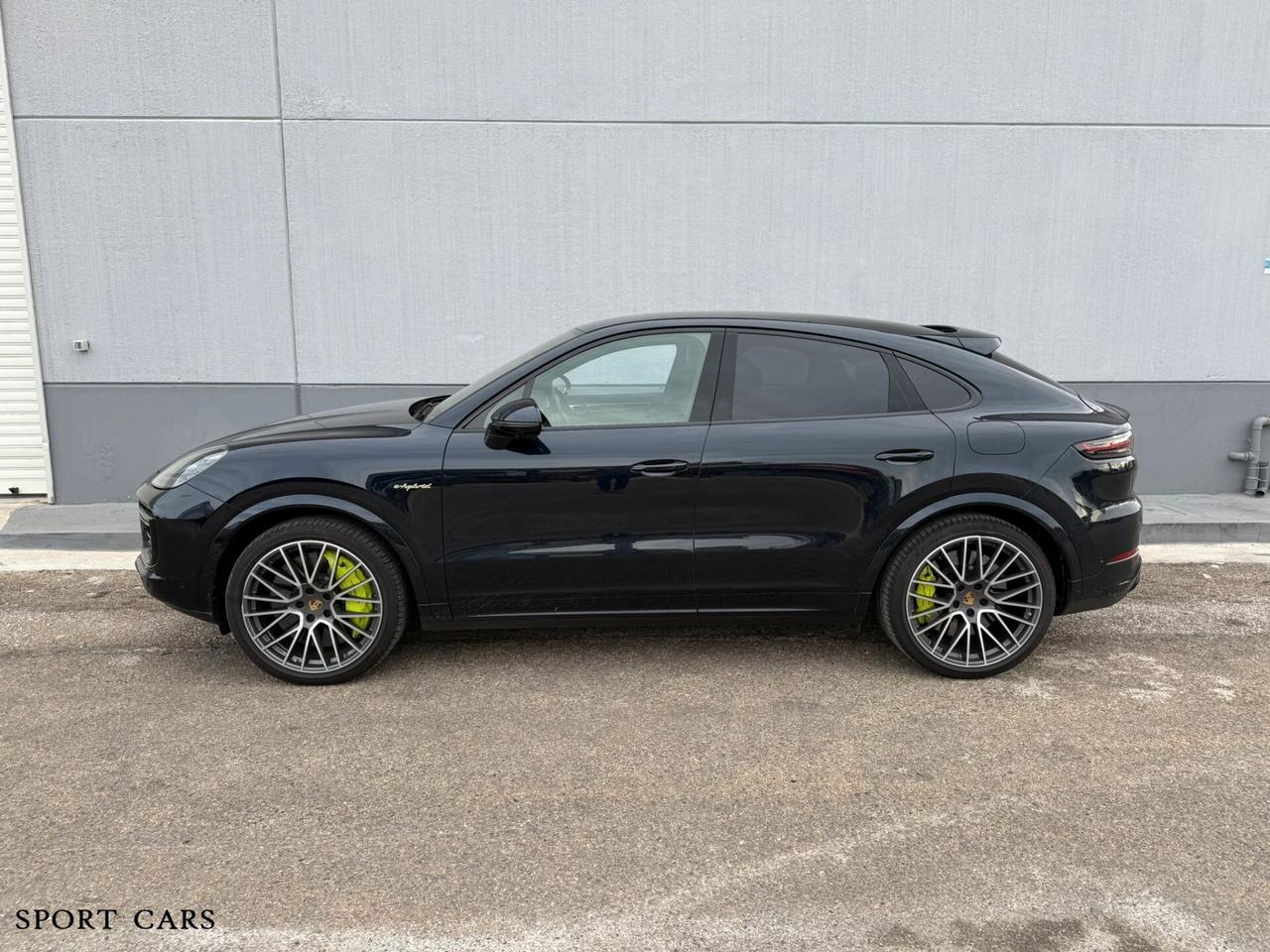 Porsche Cayenne Coupé 4.0 V8 Turbo S E-Hybrid 680 cv,