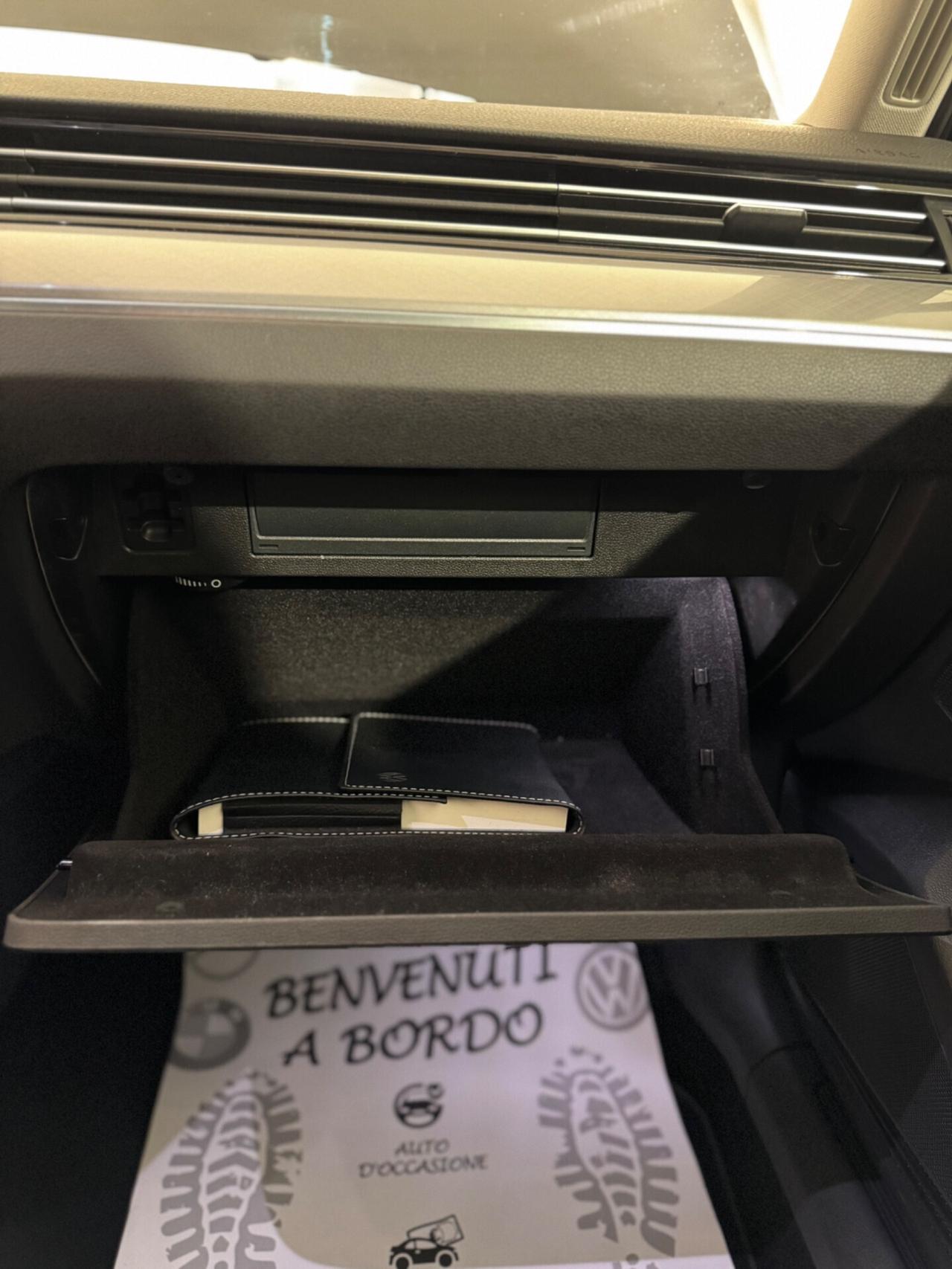 Passat Variant 2.0 TDI DSG 150 CV