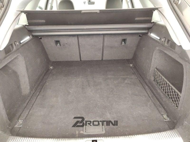 Audi A4 A4 Avant 30 2.0 tdi mhev Business Advanced 136cv s-tronic