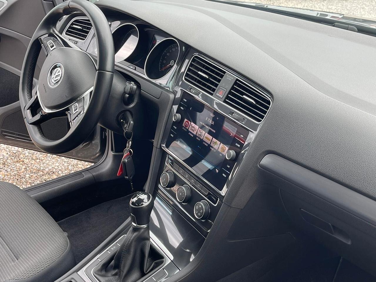 Volkswagen Golf 1.6 TDI 115cv Highline BlueMotion Technology APPLE CAR PLAY, FULL LED, NAVI CERCHI TEMPOMAT GARANTI