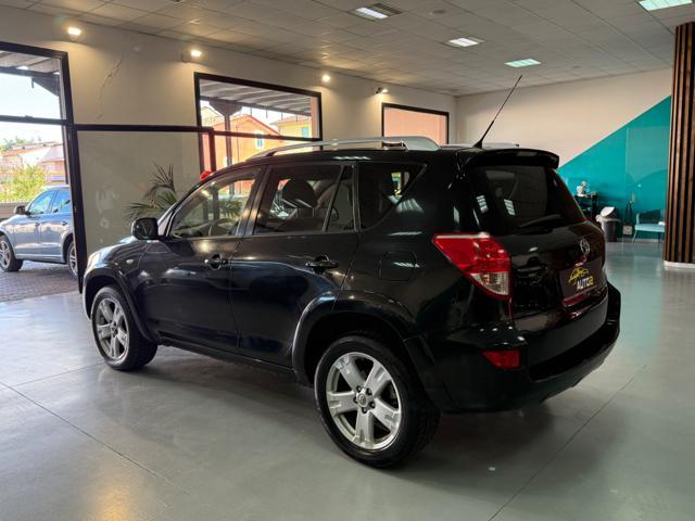 TOYOTA RAV 4 MY23 RAV4 2.2 D-4D 177 CV Luxury*4X4*