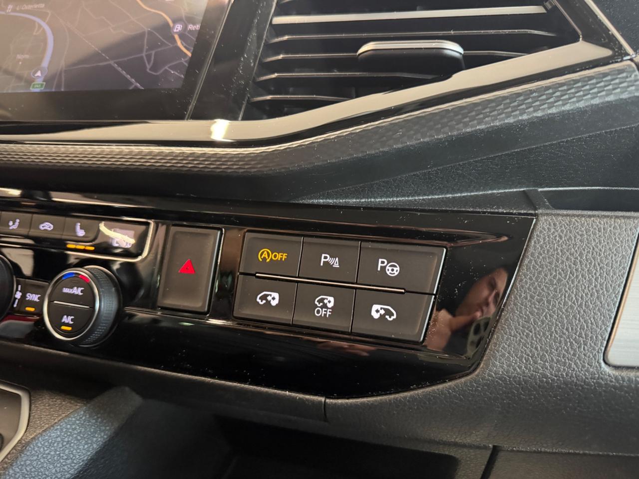 Volkswagen Multivan CRUISE - SOLO 86.000 KM 7POSTI