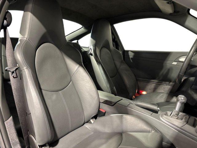 PORSCHE 996 911 Carrera 4S Coupé