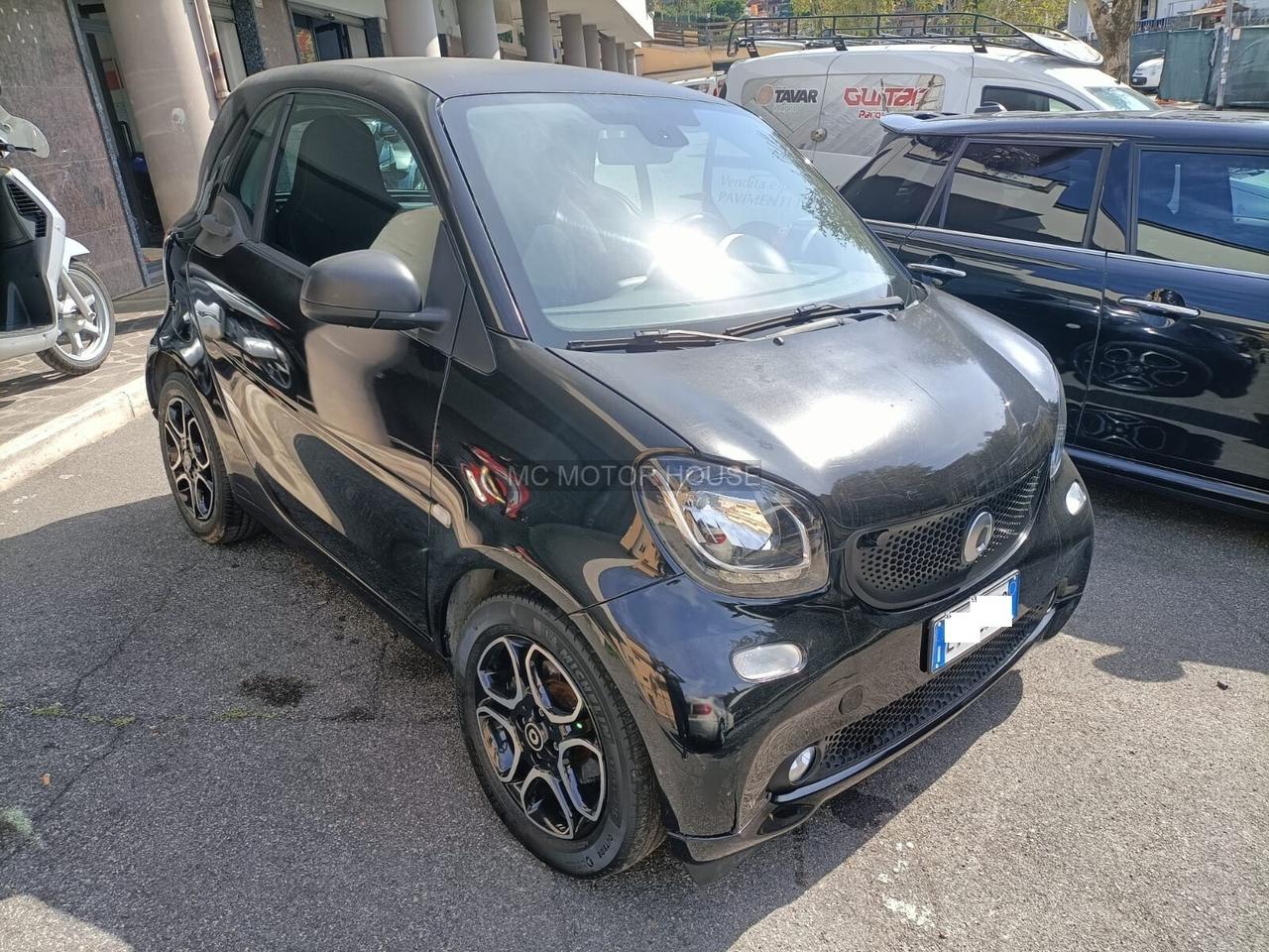 SMART FORTWO BENZINA *NEOPATENTATI* RATE / Permute
