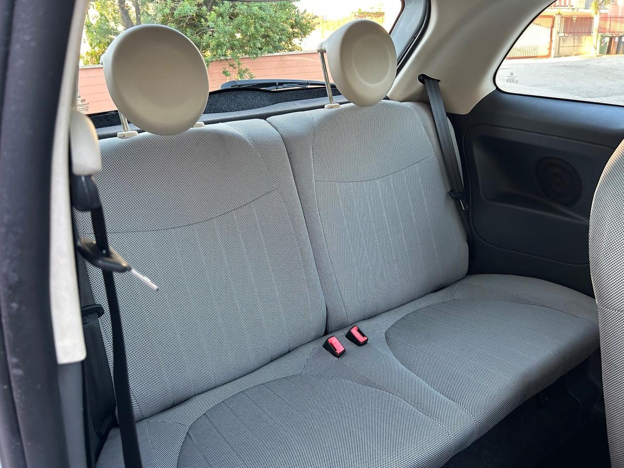 Fiat 500 1.2 Lounge ideale per neo patentati