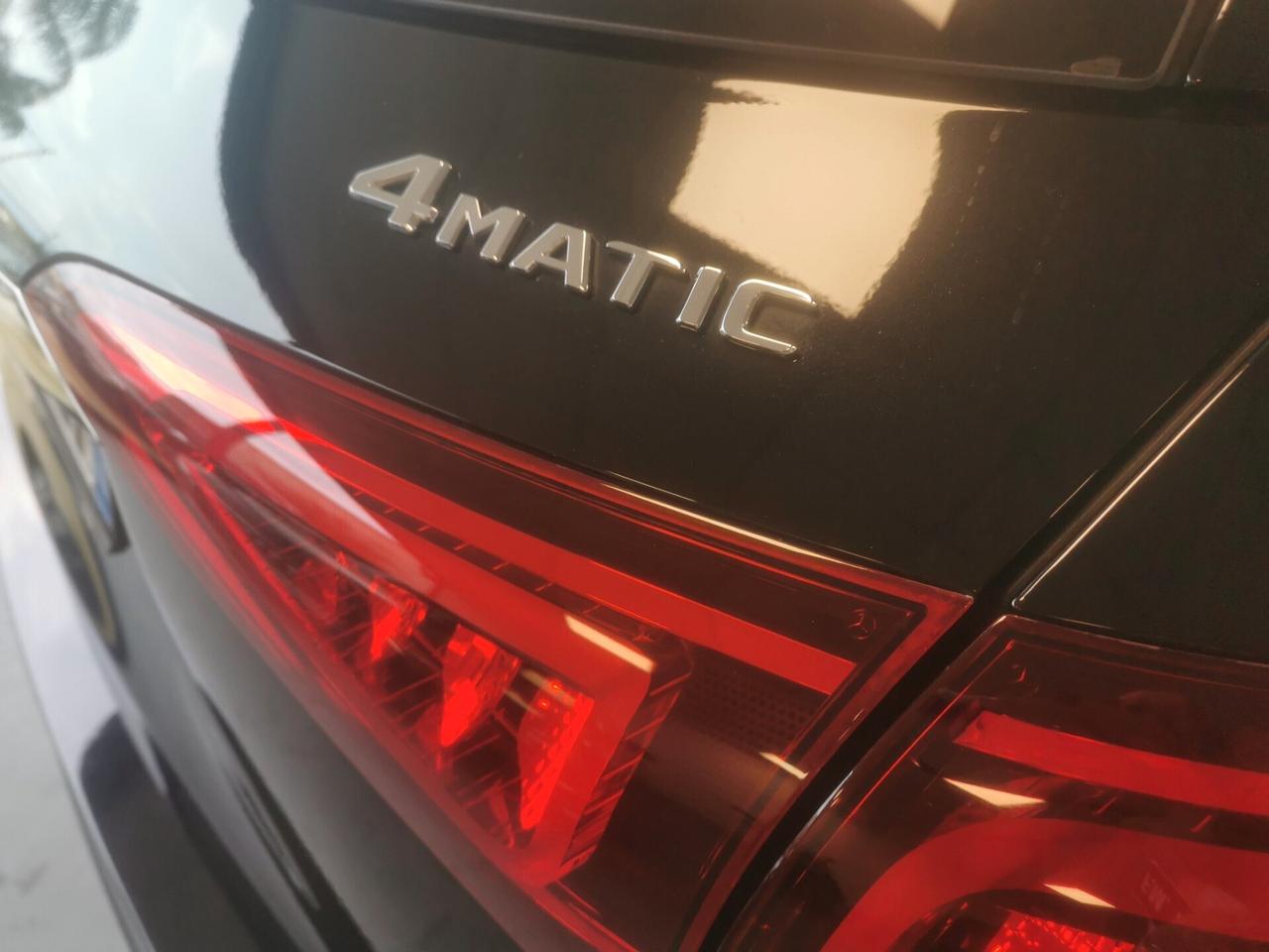 Mercedes-Benz GLE 300 4Matic Premium AMG 2021
