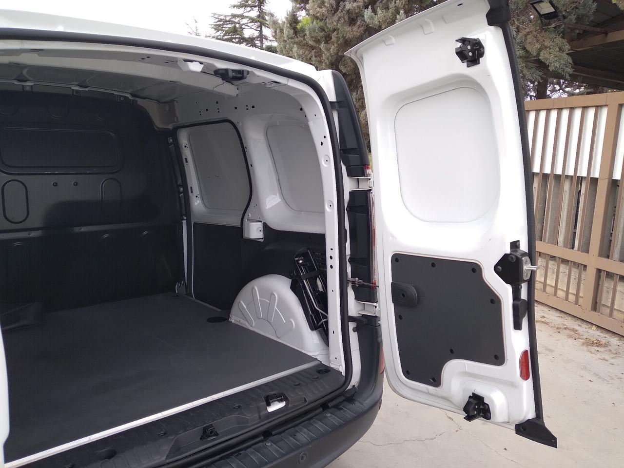 Renault Kangoo 1.5 dCi 8V 95CV IVA compresa