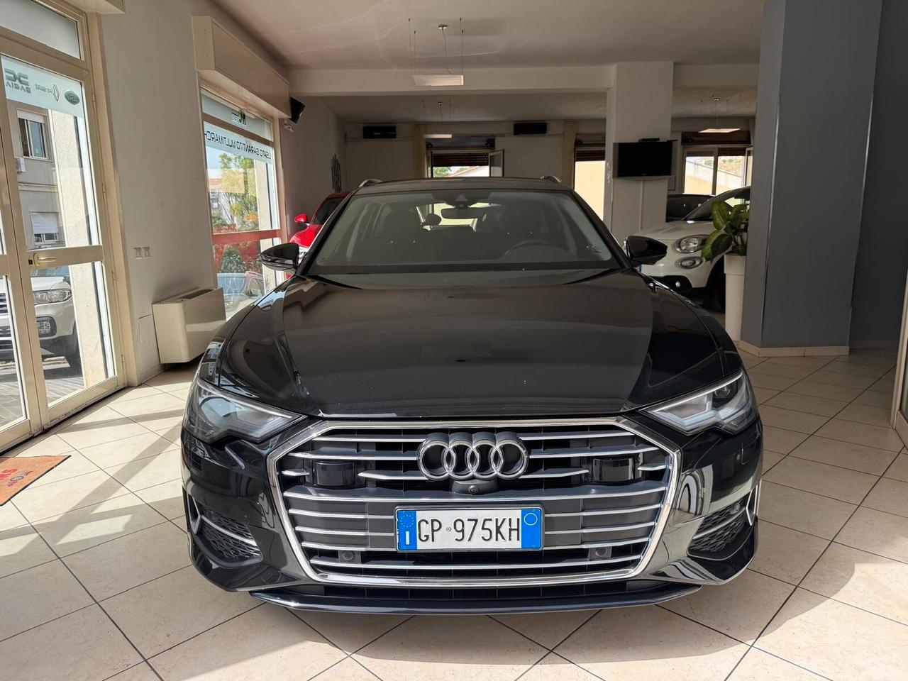 Audi A4 Avant 40 TDI quattro S tronic Business Advanced