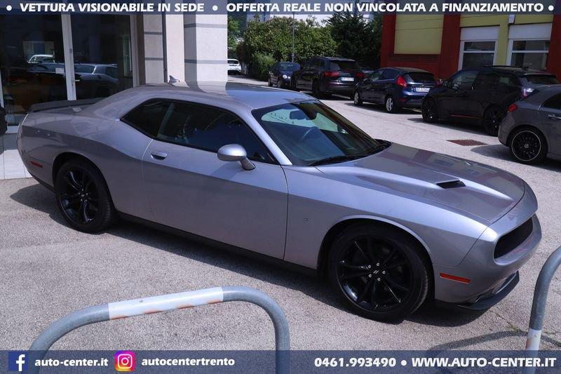 Dodge Challenger 3.6 V6 AT8 SXT *EUROPEA